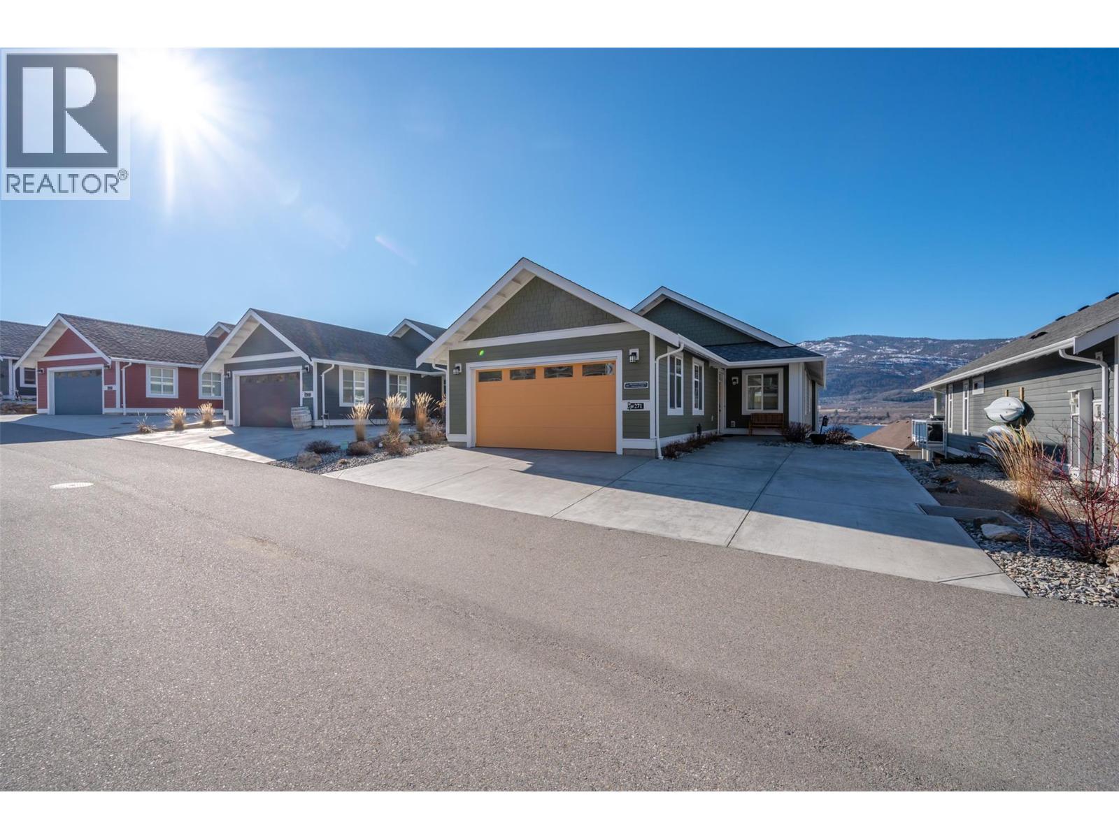 2450 Radio Tower Road Unit# 271, Oliver