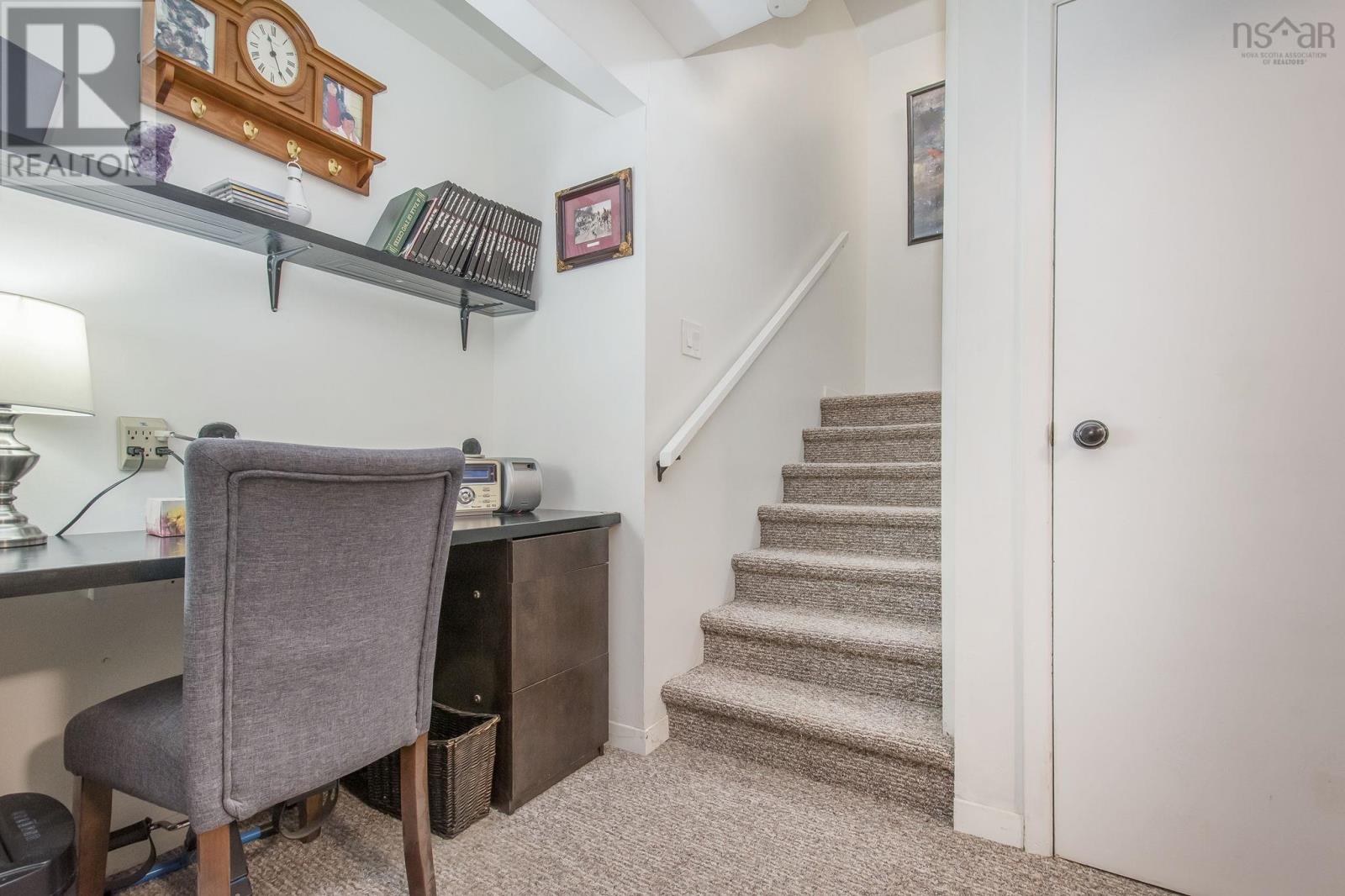 Property 8 of 30 of 552 South Broadway Avenue