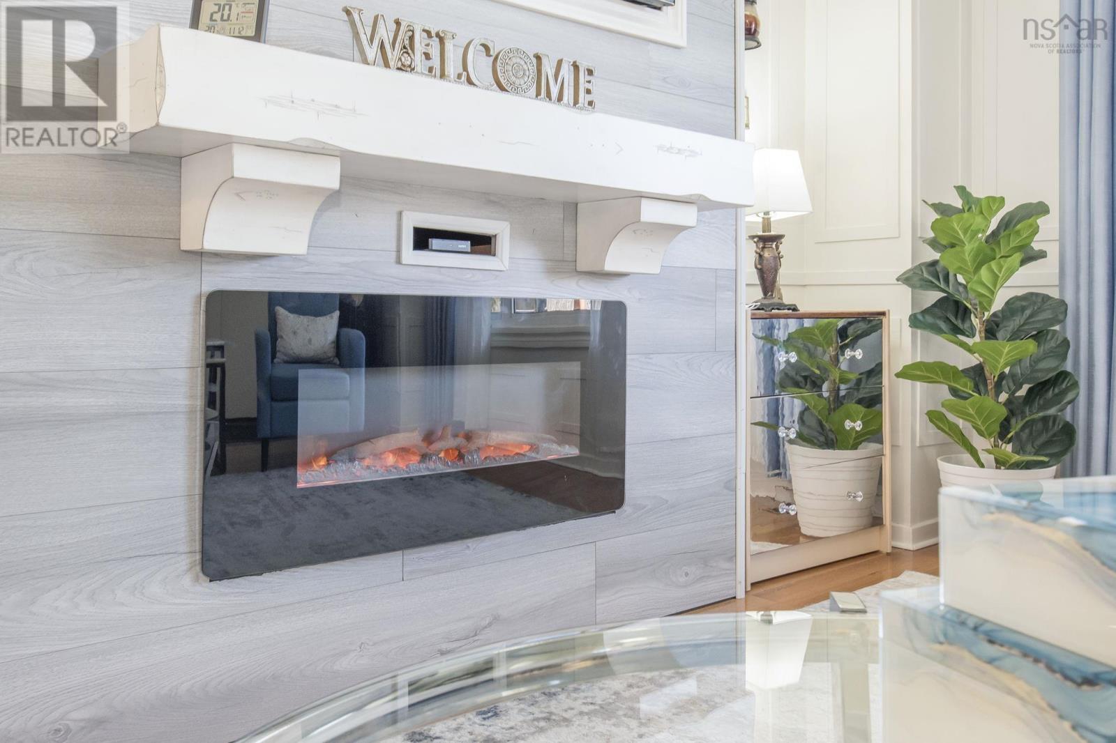 Property 6 of 30 of 552 South Broadway Avenue