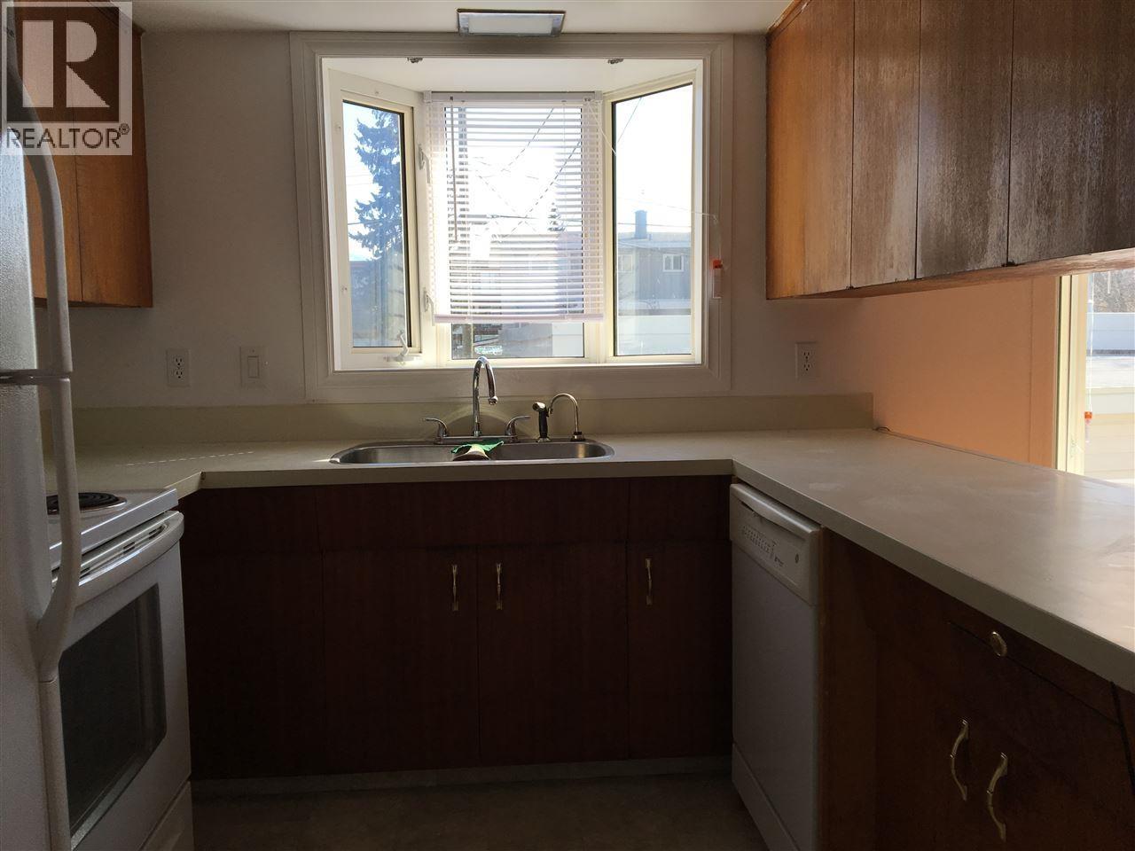 1830 TAMARACK STREET - 4