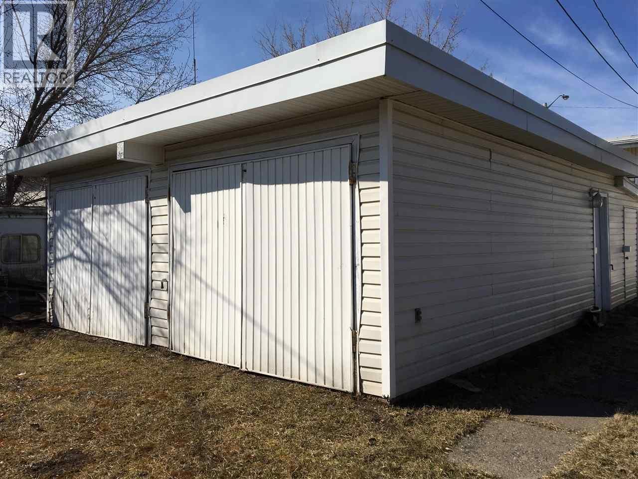 1830 TAMARACK STREET - 13