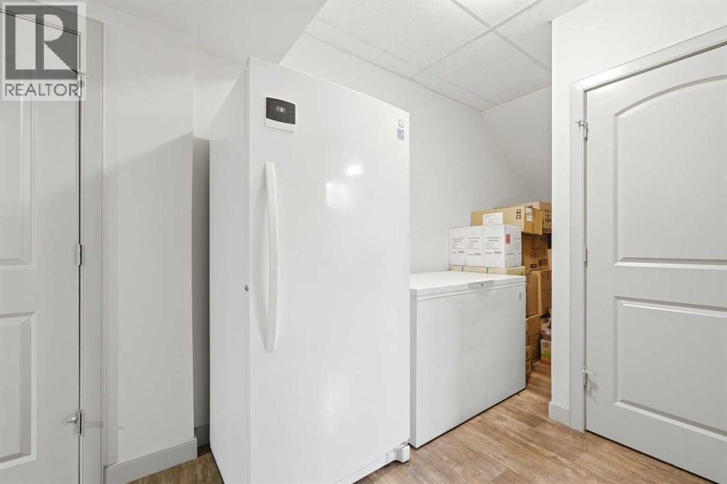 115 Fifth Avenue West, Cochrane