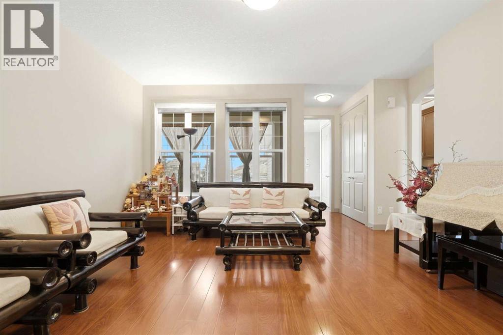 115 Fifth Avenue West, Cochrane