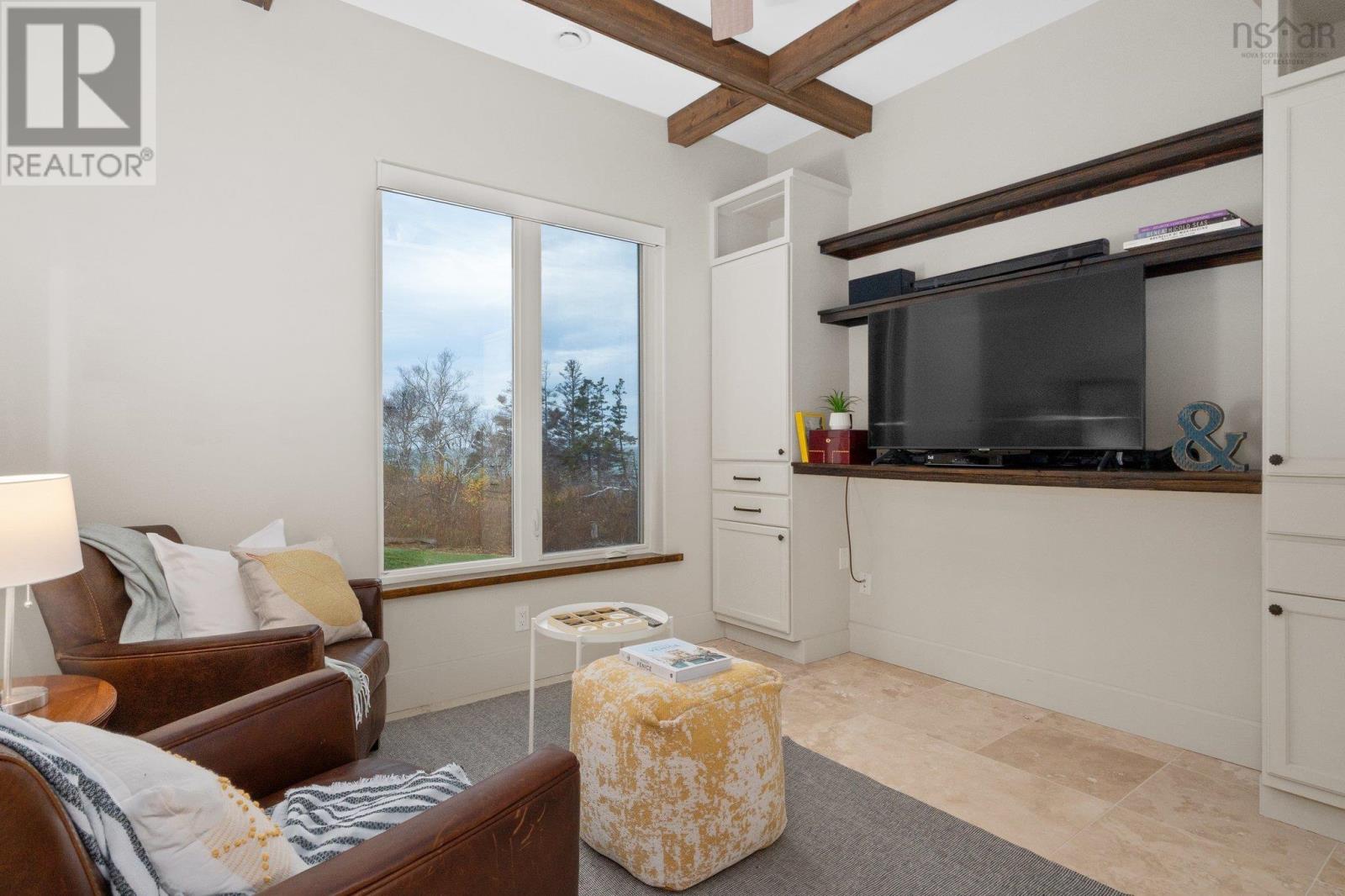 Property 16 of 50 of 5199 Shore Road