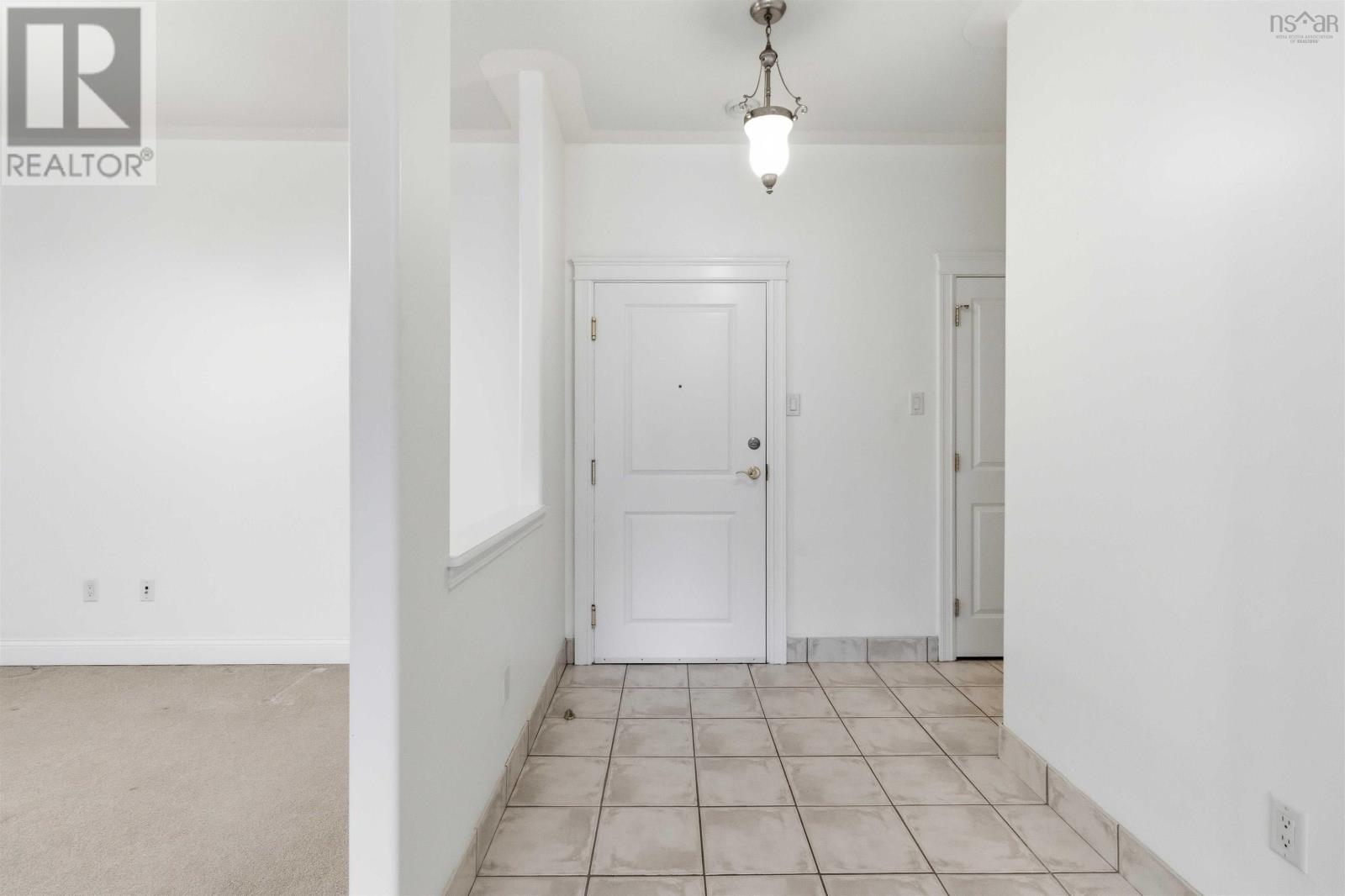 Property 5 of 29 of 112 202 Walter Havill Drive