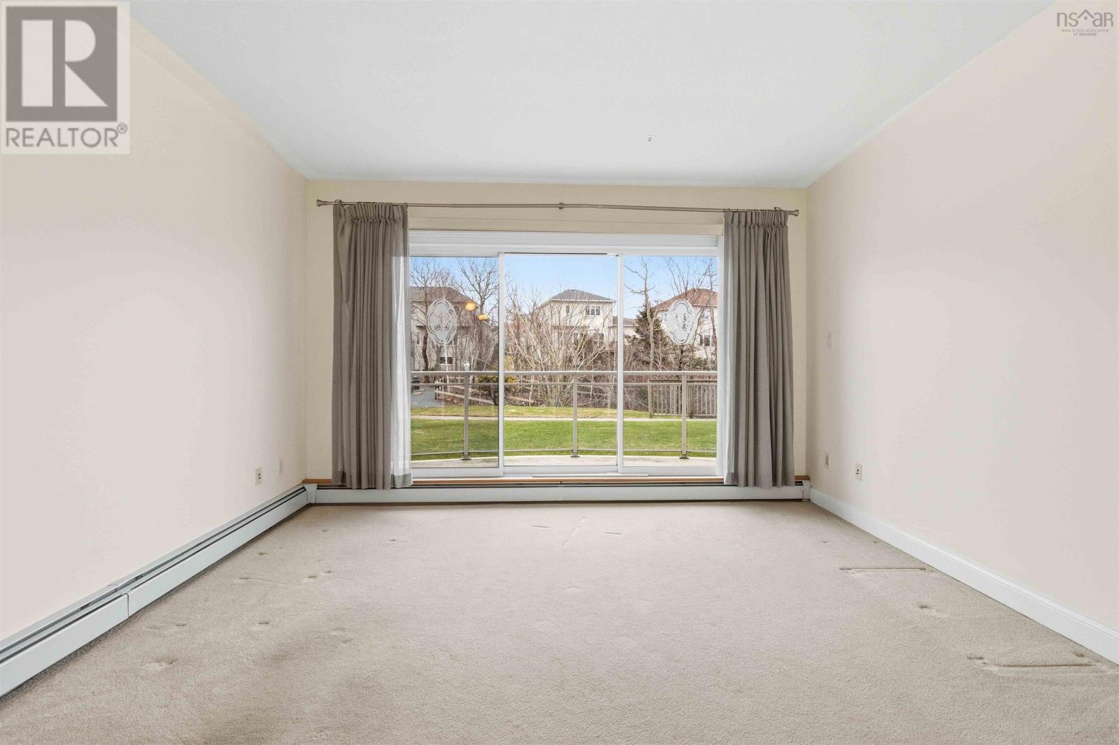 Property 7 of 29 of 112 202 Walter Havill Drive