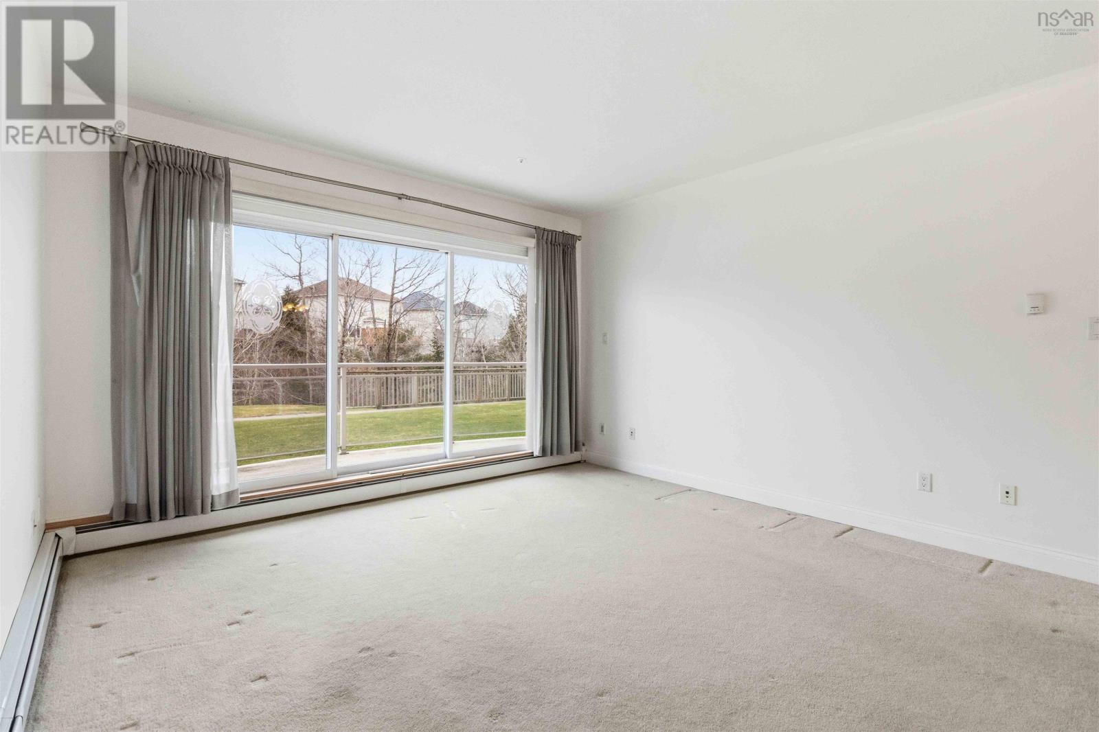 Property 9 of 29 of 112 202 Walter Havill Drive