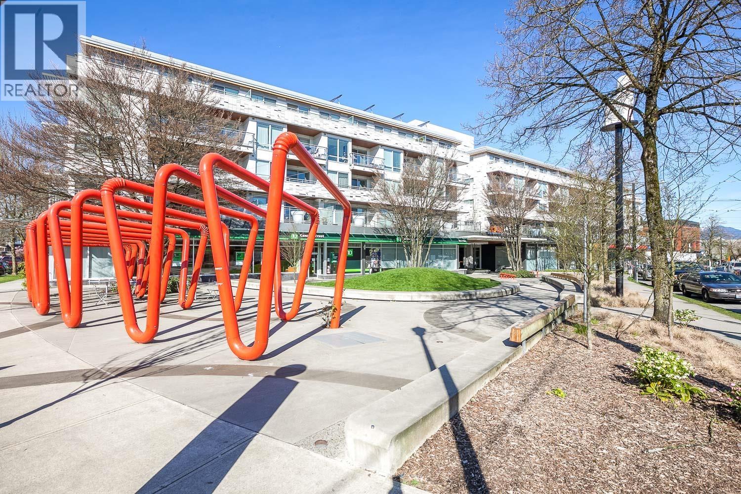 520 3333 MAIN STREET