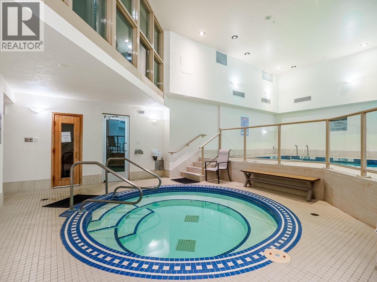 321 1228 MARINASIDE CRESCENT, Vancouver