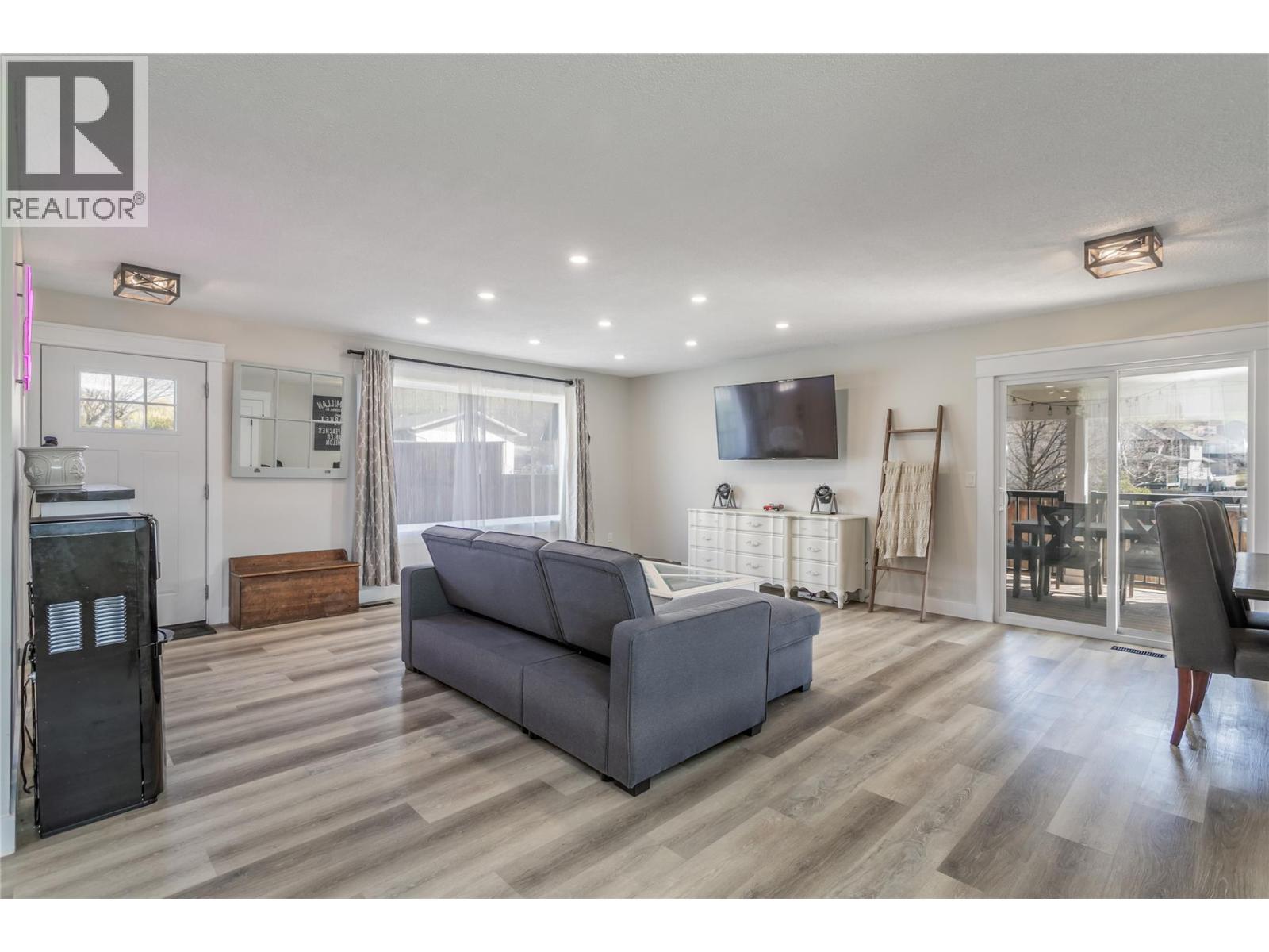 1559 Duncan Court, Kelowna