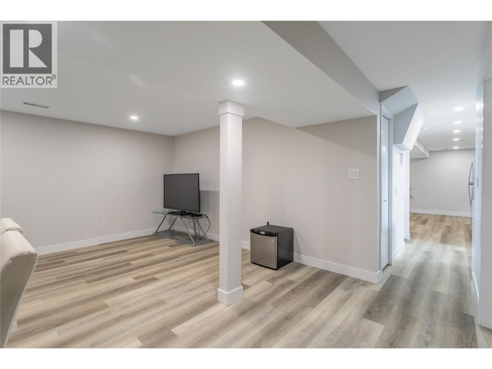 1559 Duncan Court, Kelowna