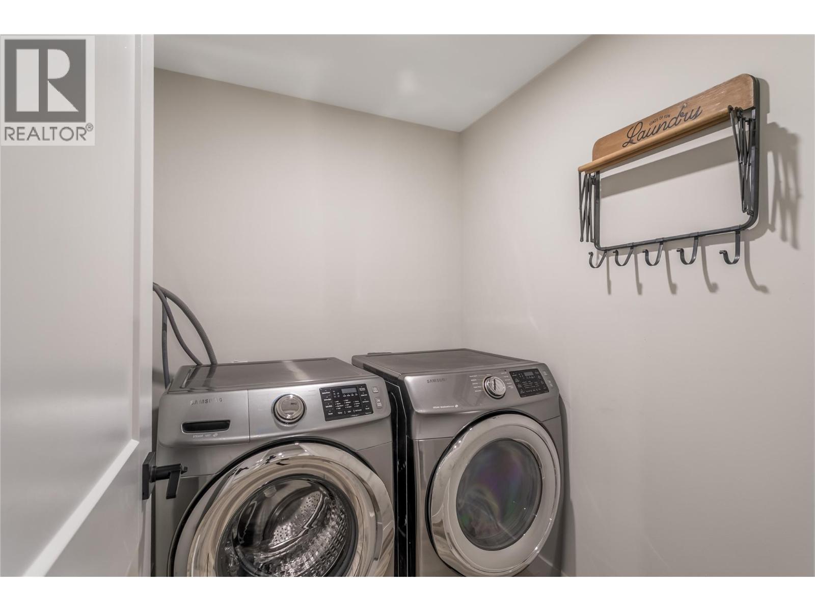 1559 Duncan Court, Kelowna