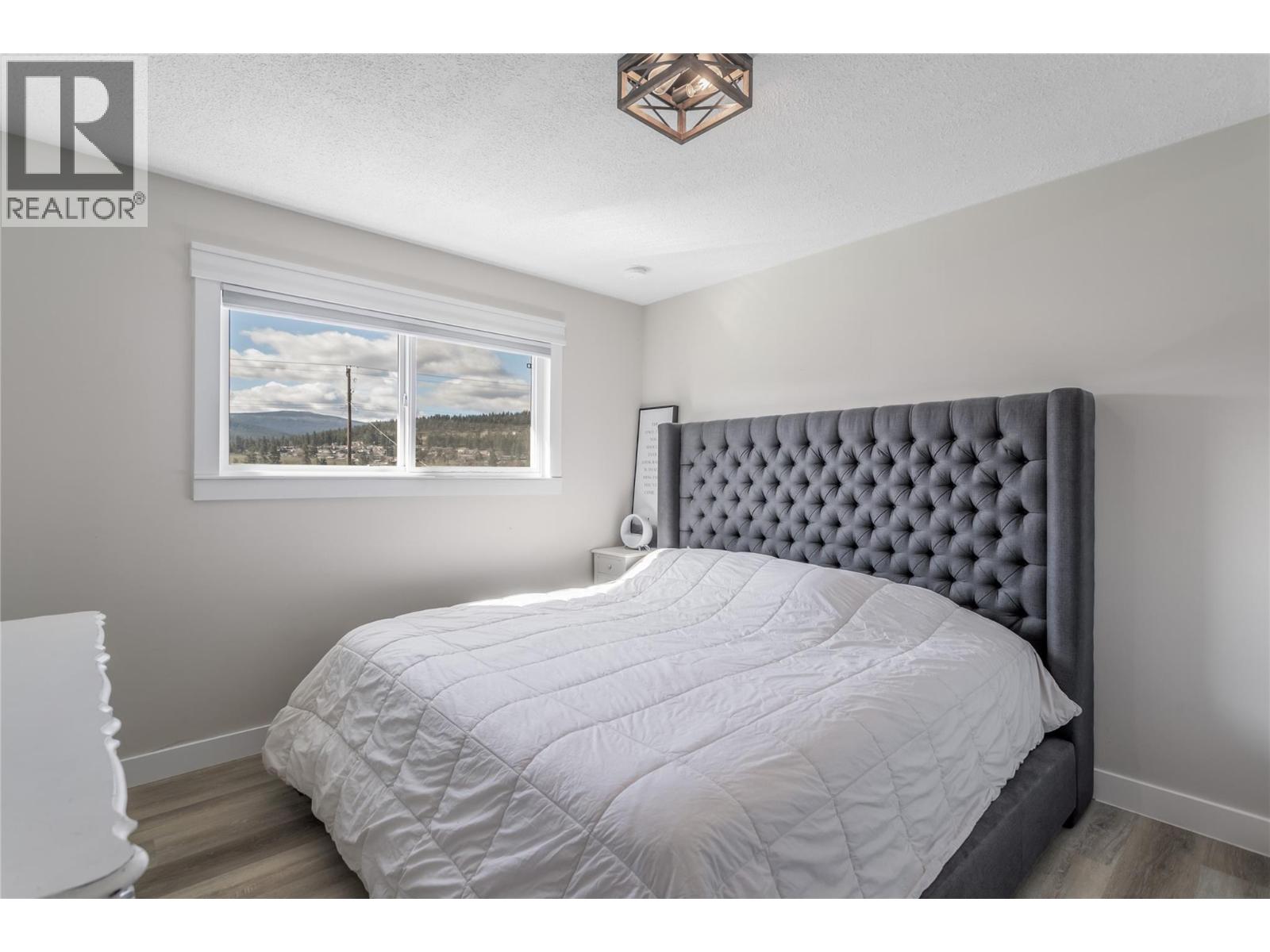 1559 Duncan Court, Kelowna