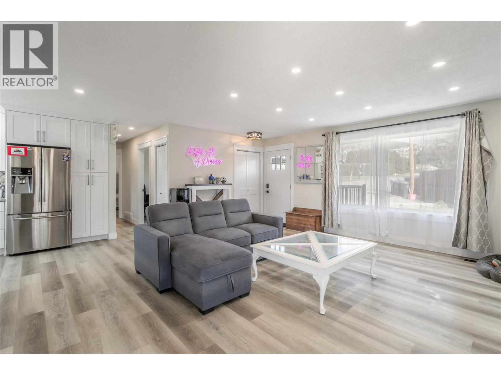 1559 Duncan Court, Kelowna