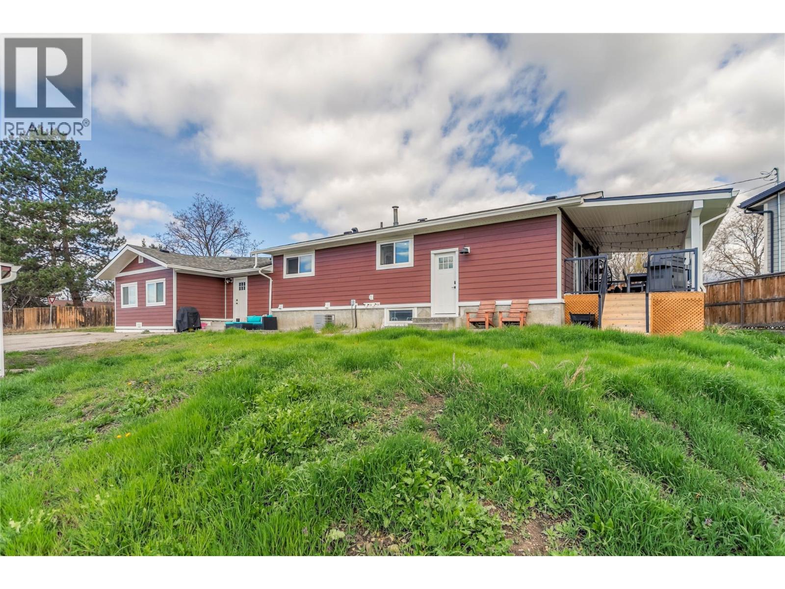 1559 Duncan Court, Kelowna