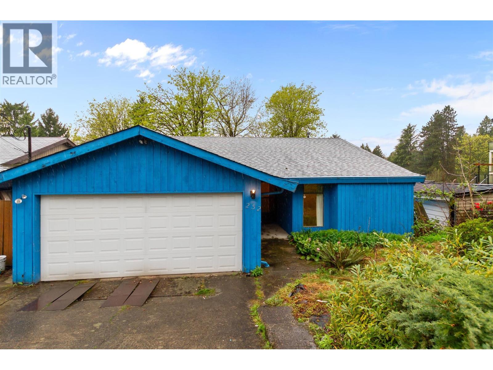 252 MONTGOMERY STREET