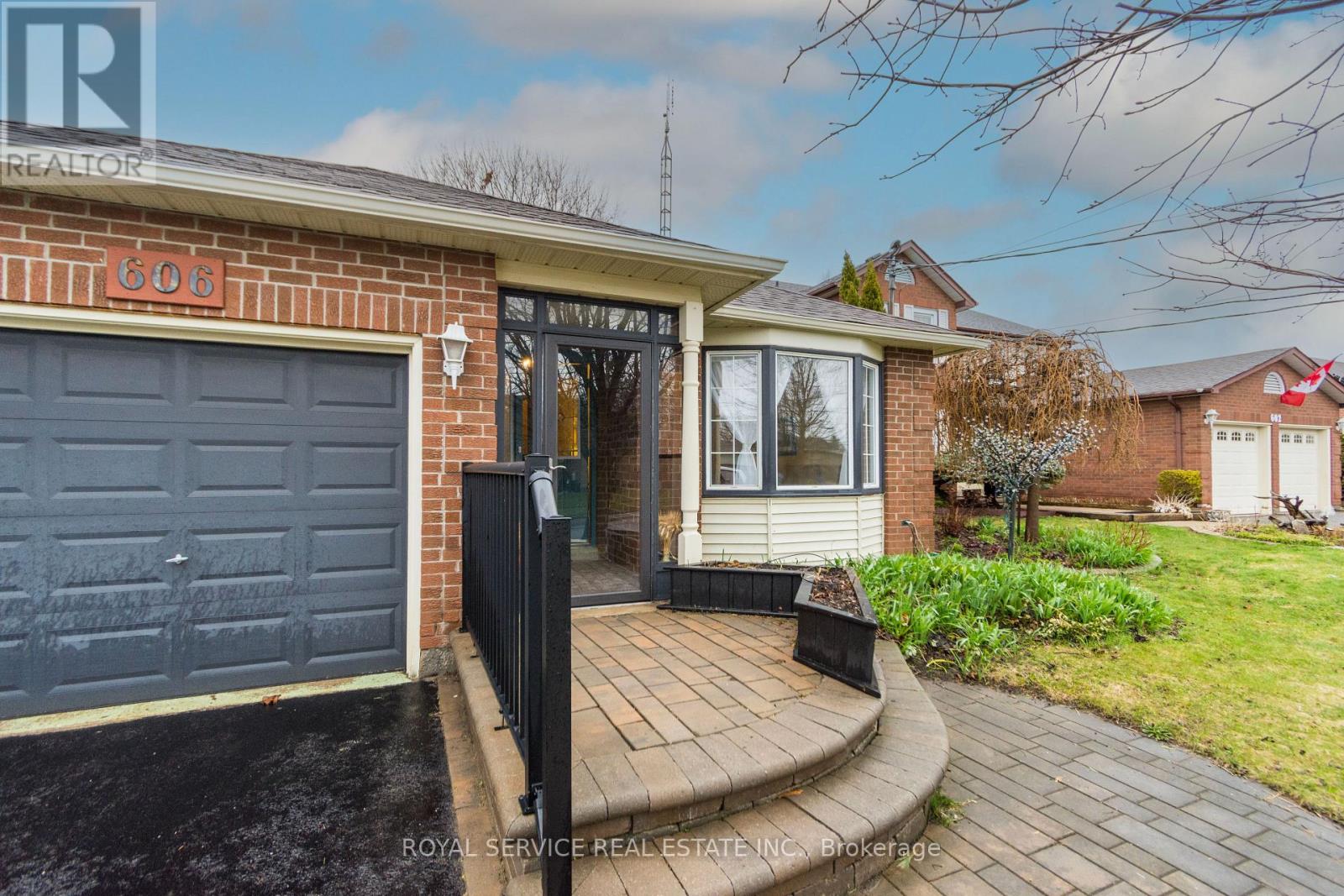 606 CARLISLE STREET - 2