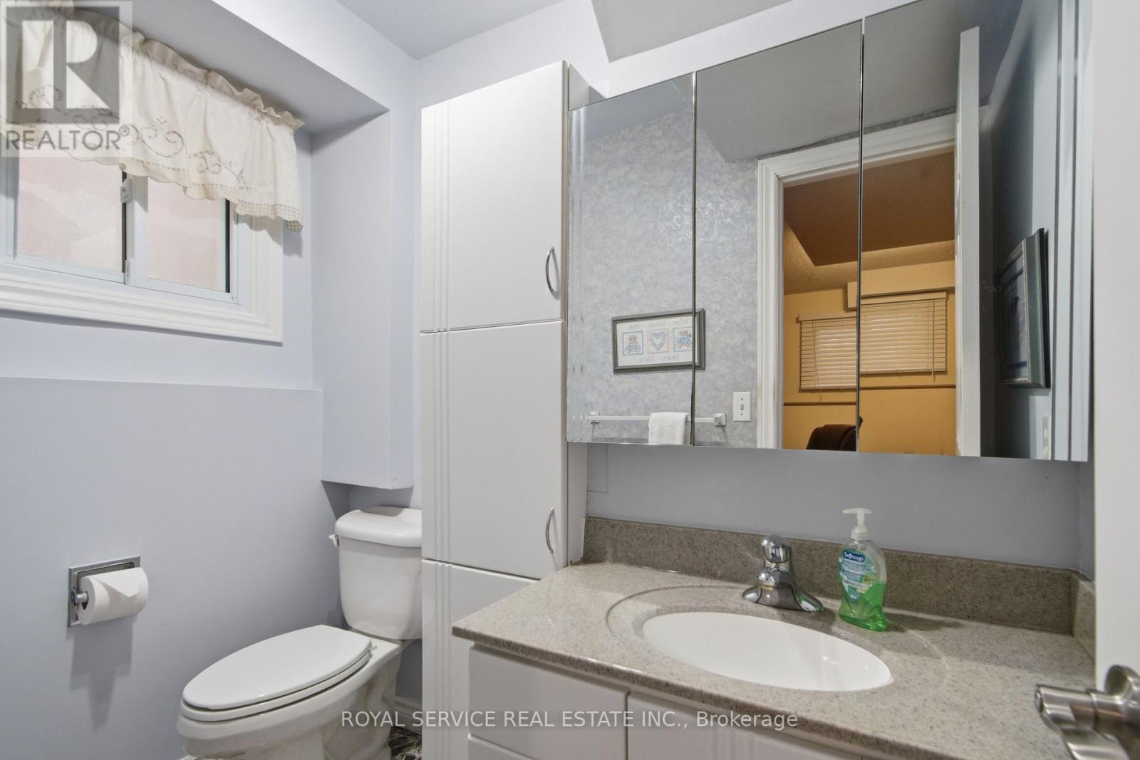 606 CARLISLE STREET - 28