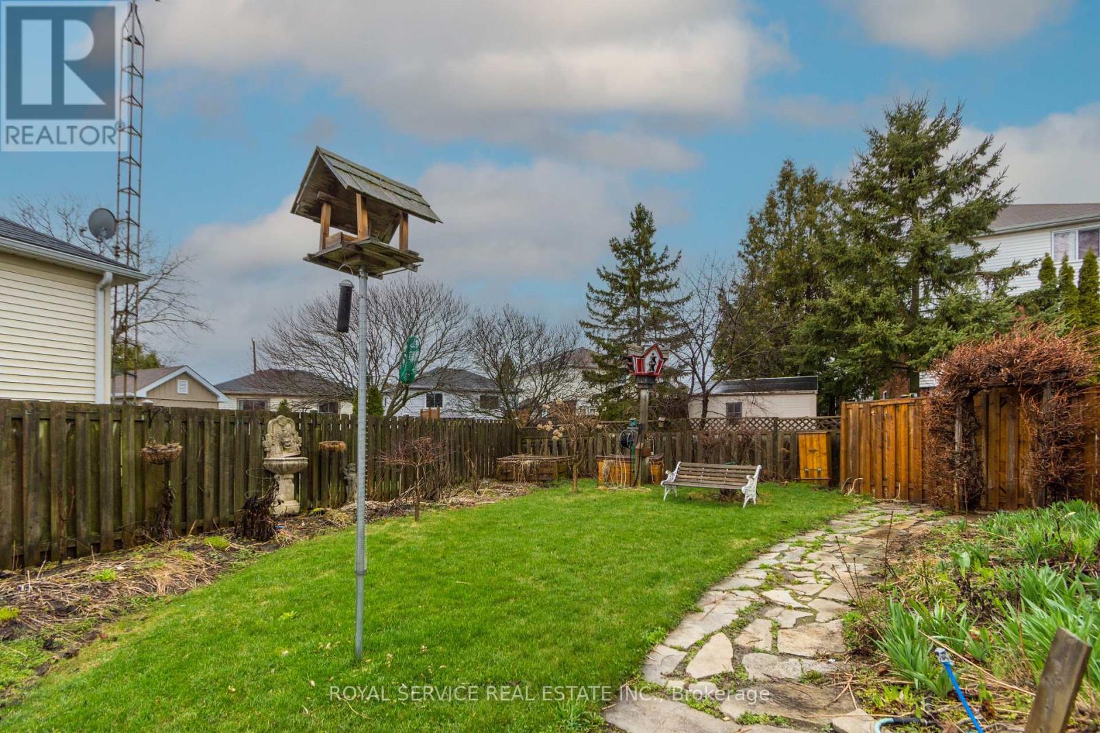 606 CARLISLE STREET - 32