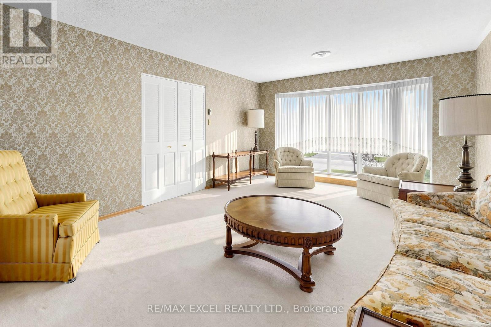30 WAKEFIELD CRESCENT - 5