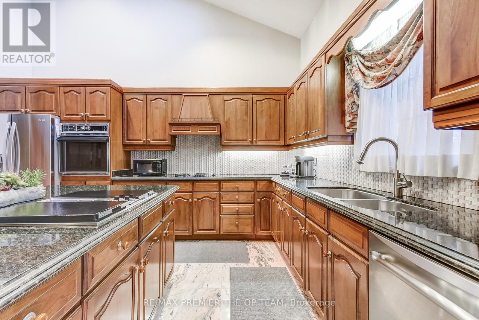118 COWAN DRIVE - 10