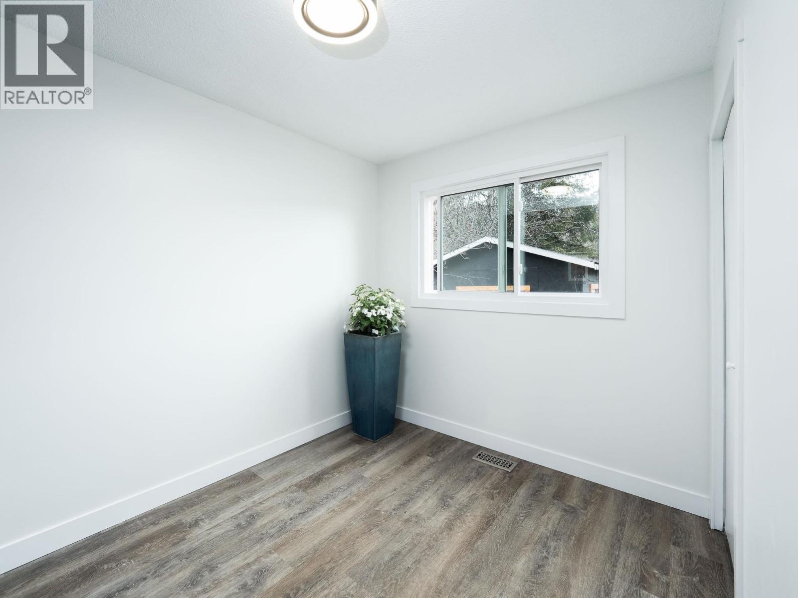 2293 TAPPING STREET - 15