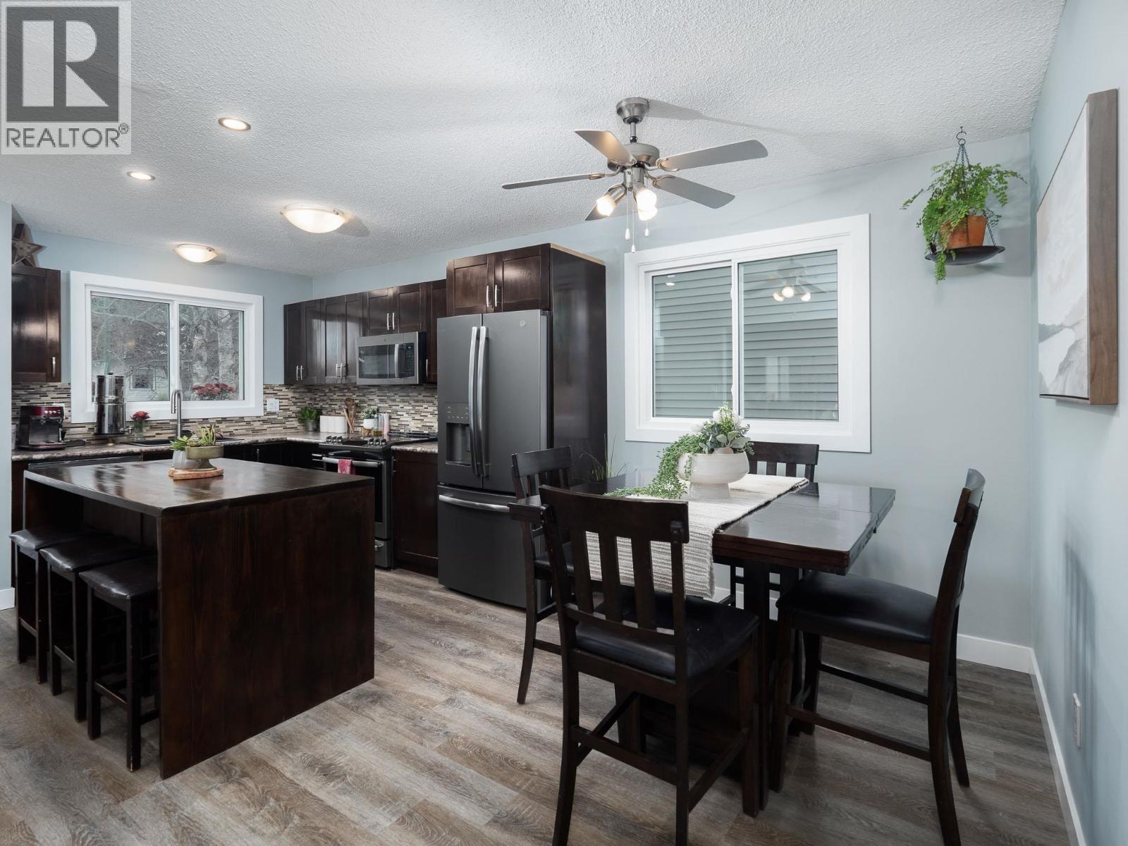 2293 TAPPING STREET - 8