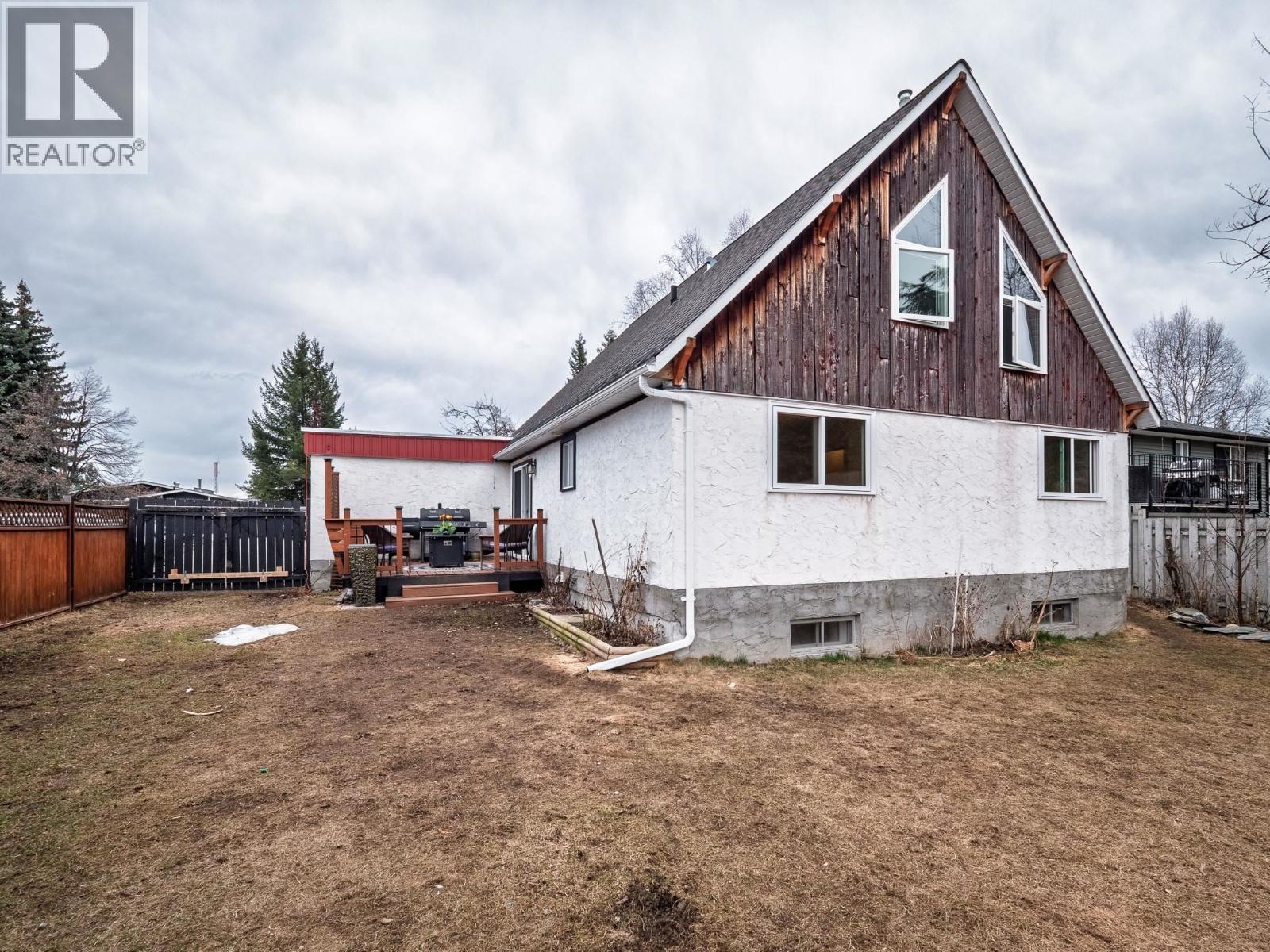 2293 TAPPING STREET - 23