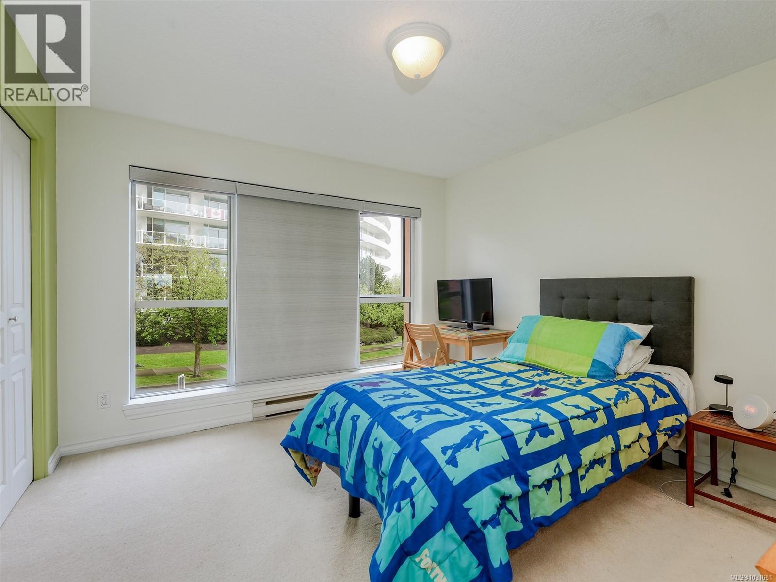 #104 75 SONGHEES RD - 20