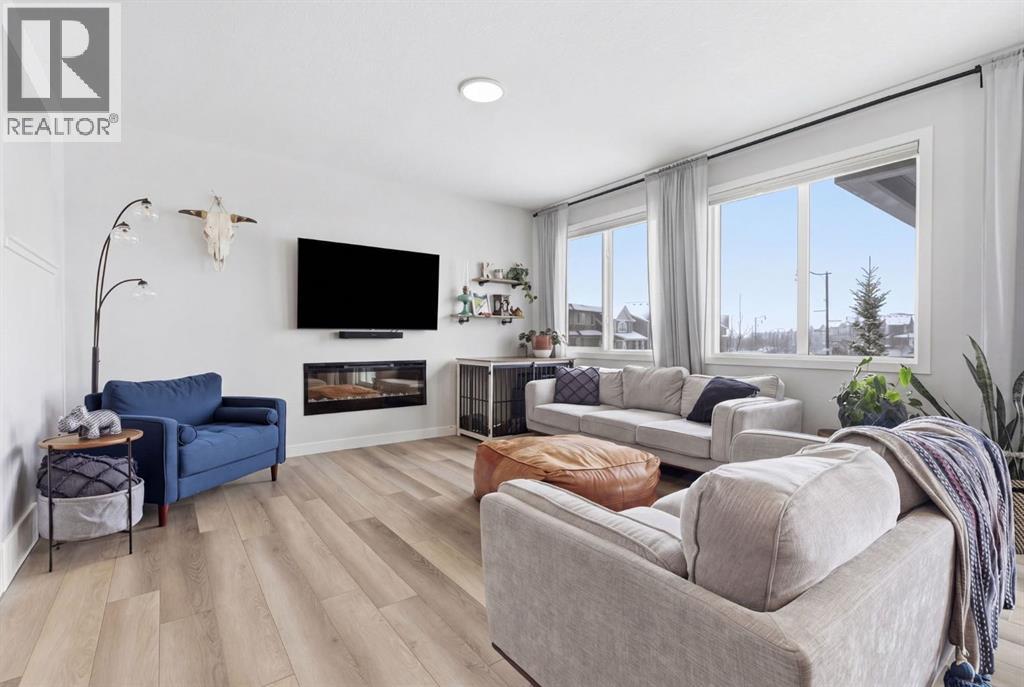 3 Sundown Crescent, Cochrane