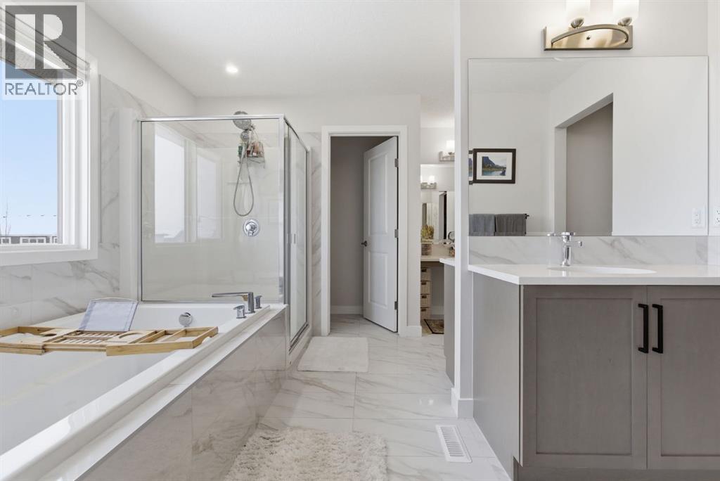 3 Sundown Crescent, Cochrane