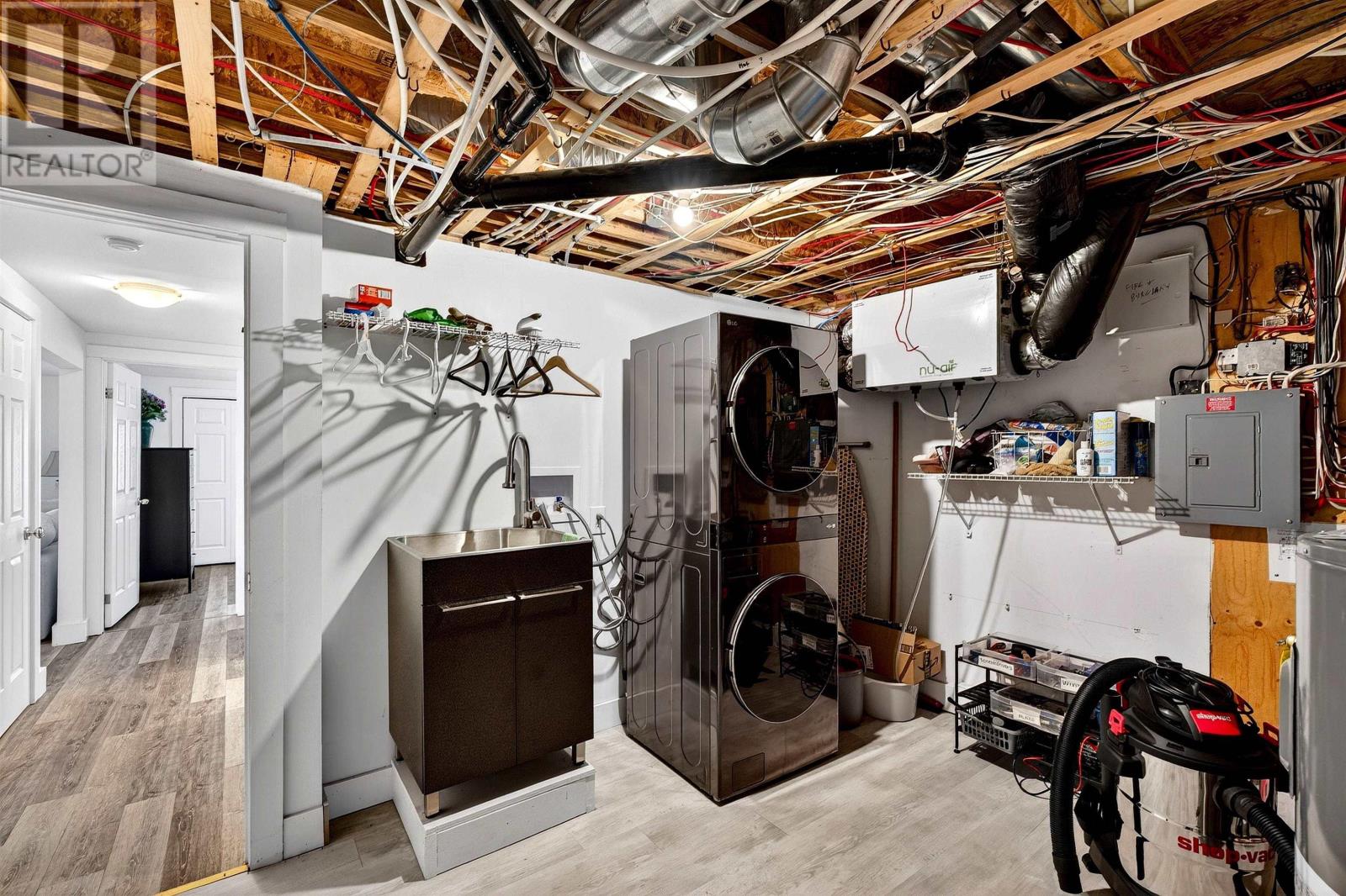 Property 29 of 48 of 43 Bayview Shore Road