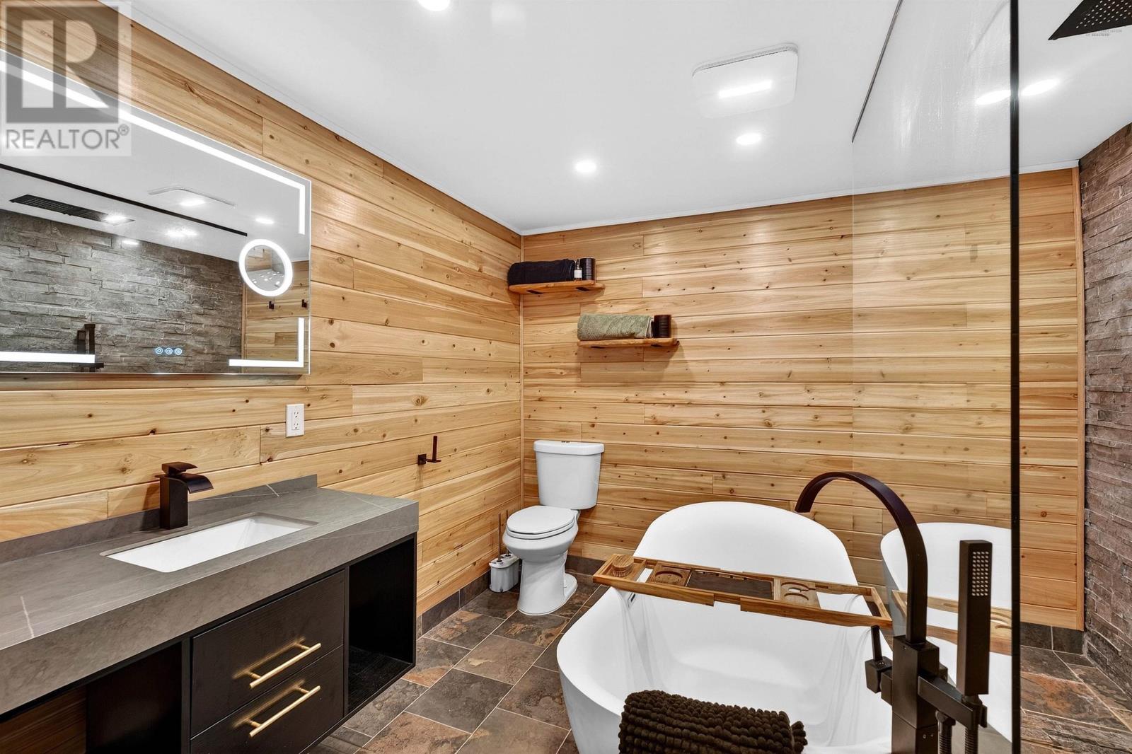 Property 26 of 48 of 43 Bayview Shore Road