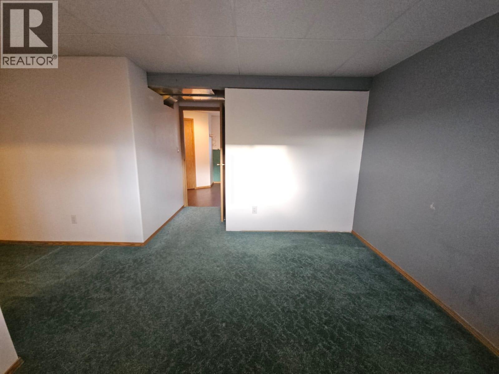 4013 52 AVENUE NE - 50