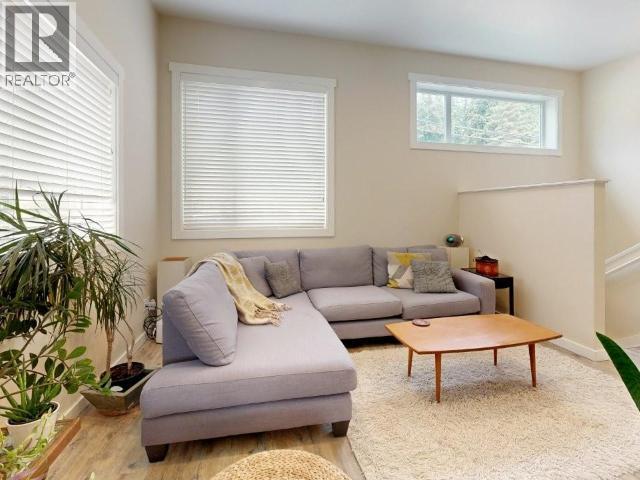 #7 6730 CRANBERRY STREET - 14