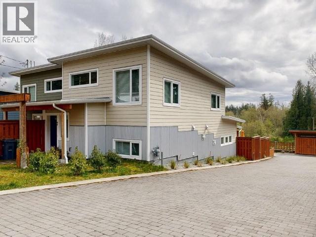 #7 6730 CRANBERRY STREET - 21