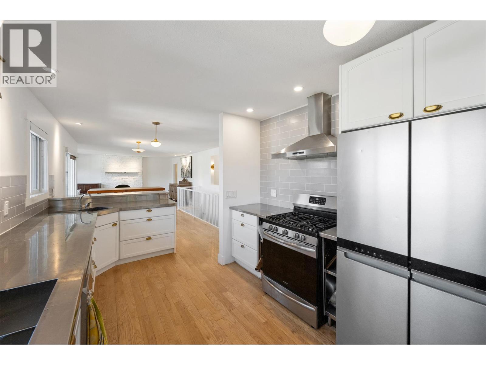 162 DARTMOUTH Place, Penticton