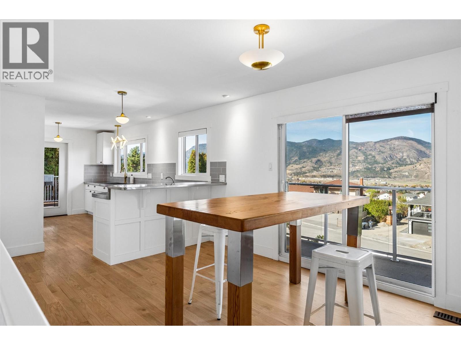 162 DARTMOUTH Place, Penticton
