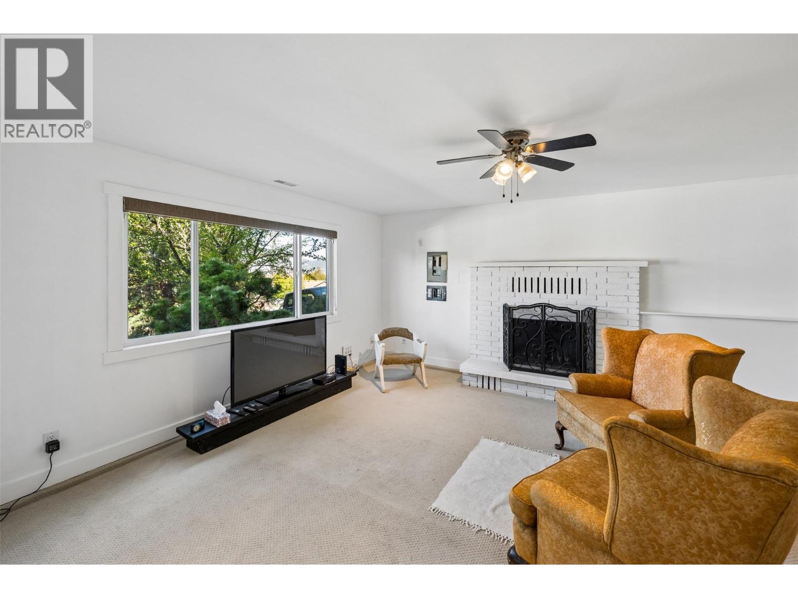 162 DARTMOUTH Place, Penticton