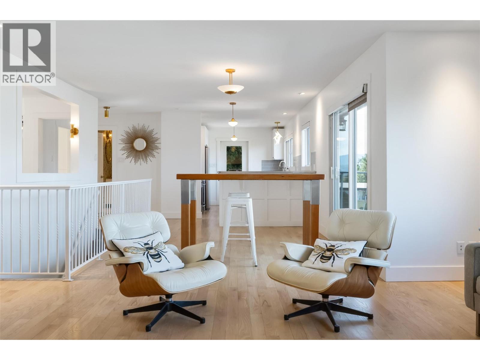 162 DARTMOUTH Place, Penticton