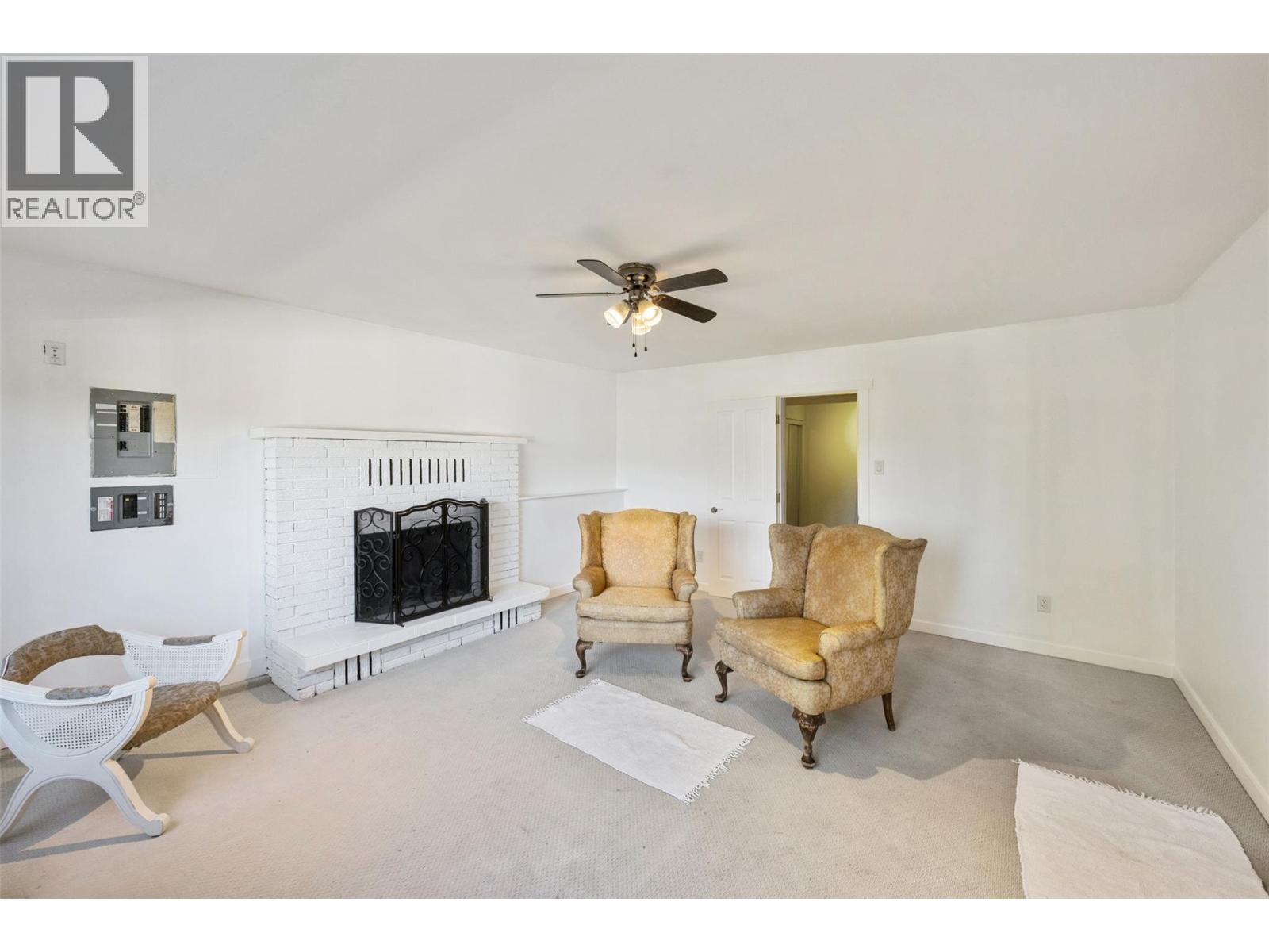 162 DARTMOUTH Place, Penticton