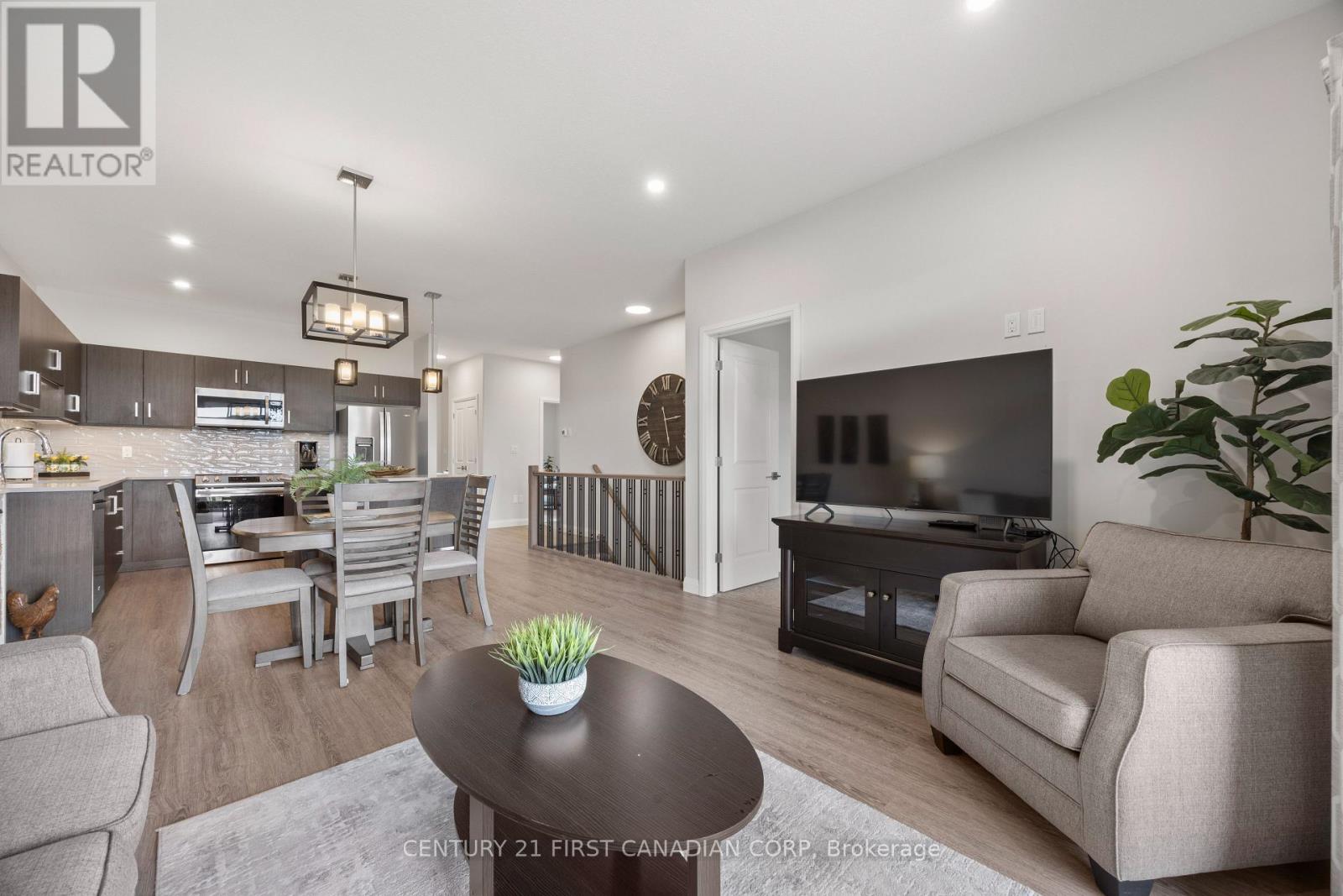 100 ROWE AVENUE Property Photo