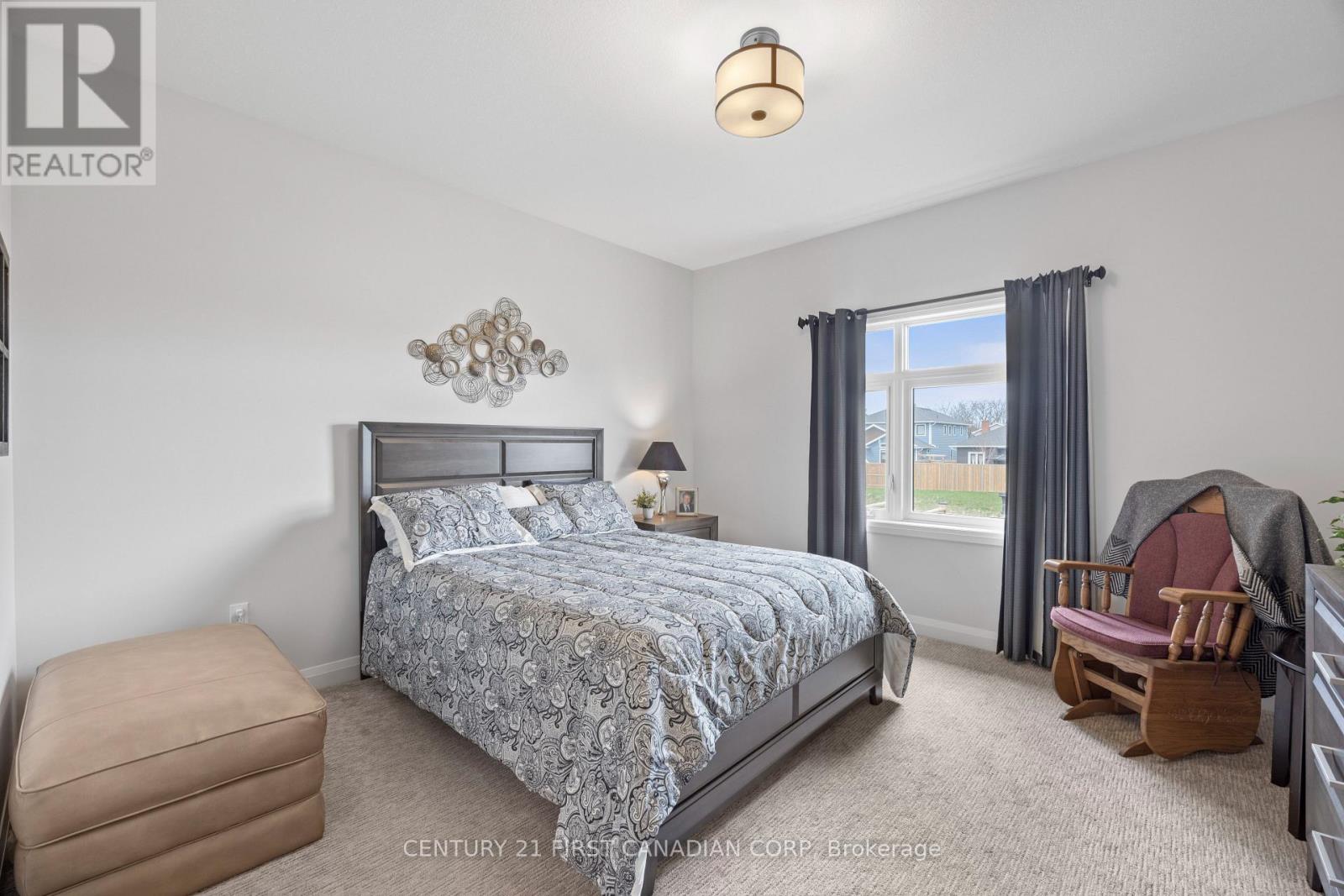 100 ROWE AVENUE Property Photo