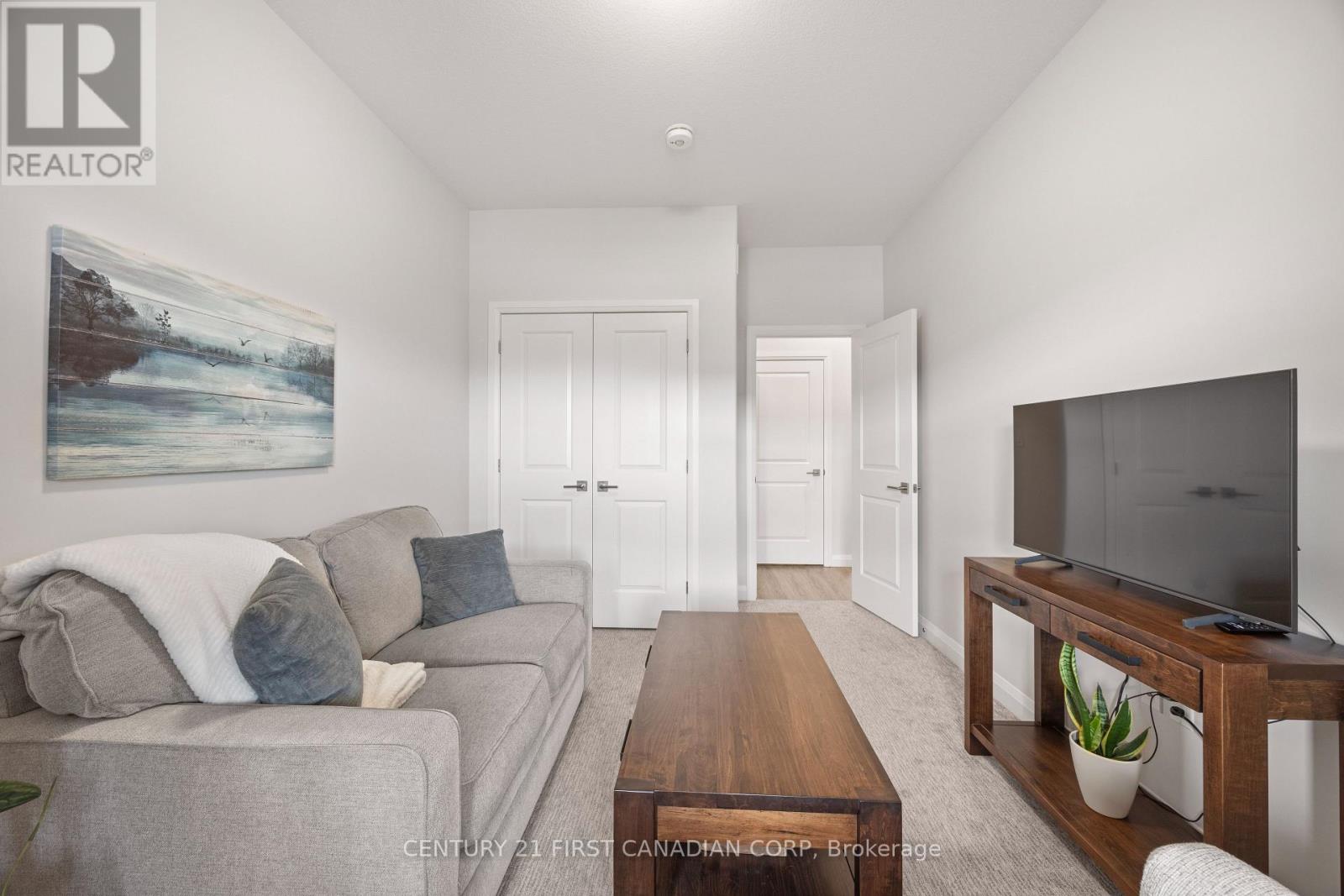 100 ROWE AVENUE Property Photo