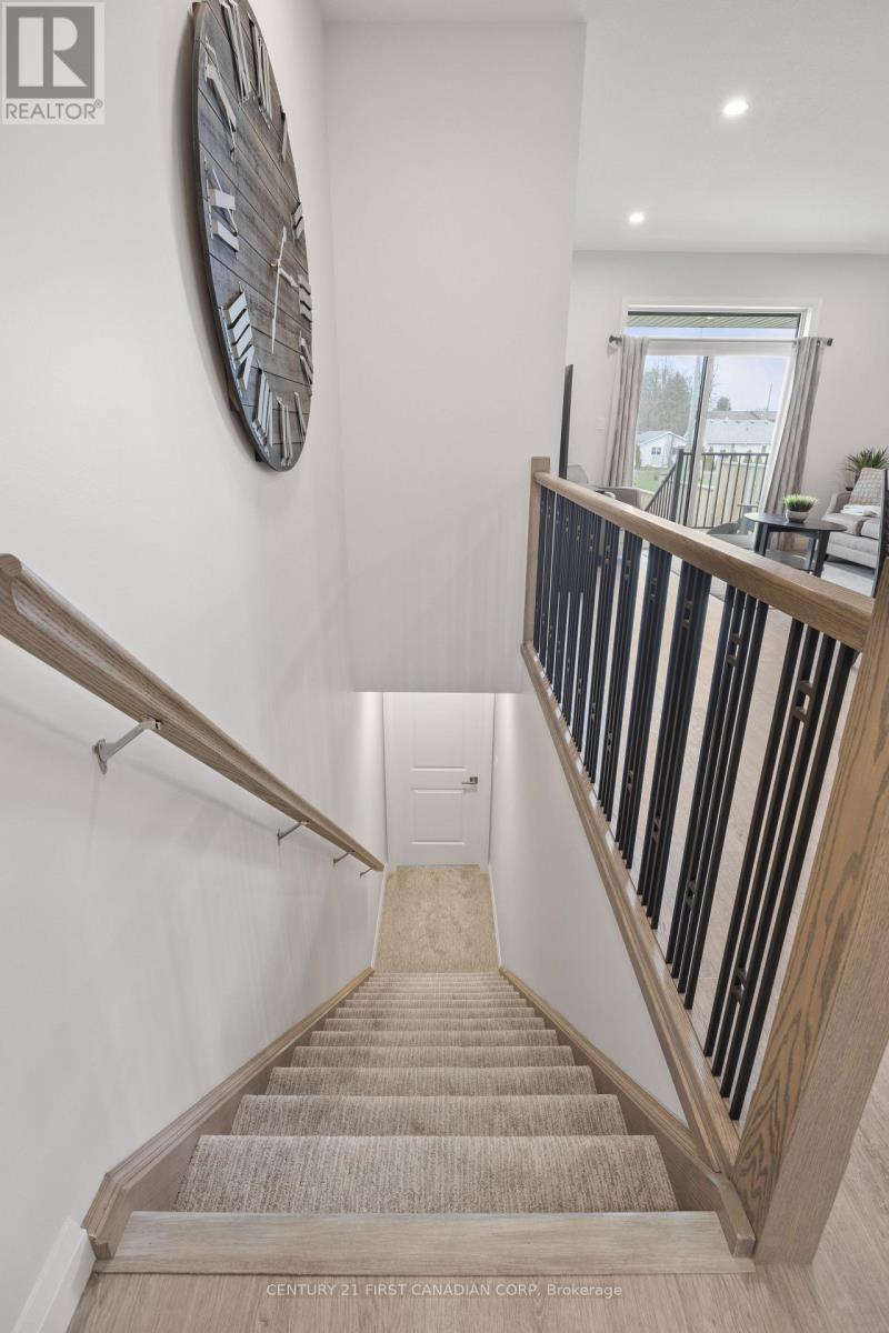 100 ROWE AVENUE Property Photo