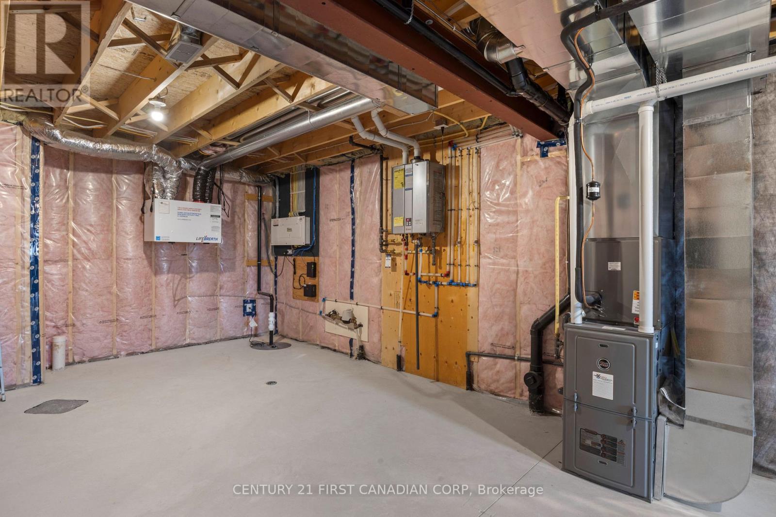 100 ROWE AVENUE Property Photo