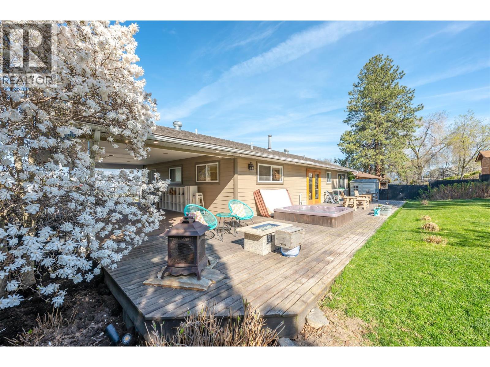 162 DARTMOUTH Place, Penticton