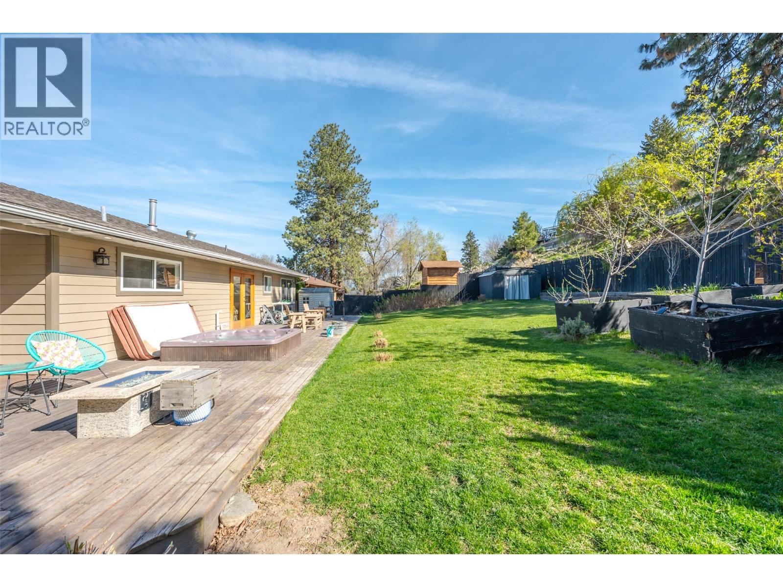 162 DARTMOUTH Place, Penticton