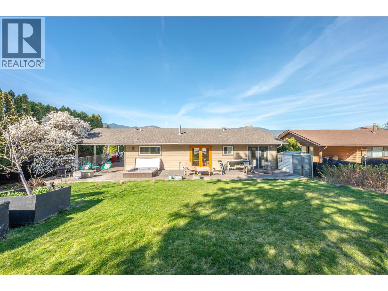 162 DARTMOUTH Place, Penticton