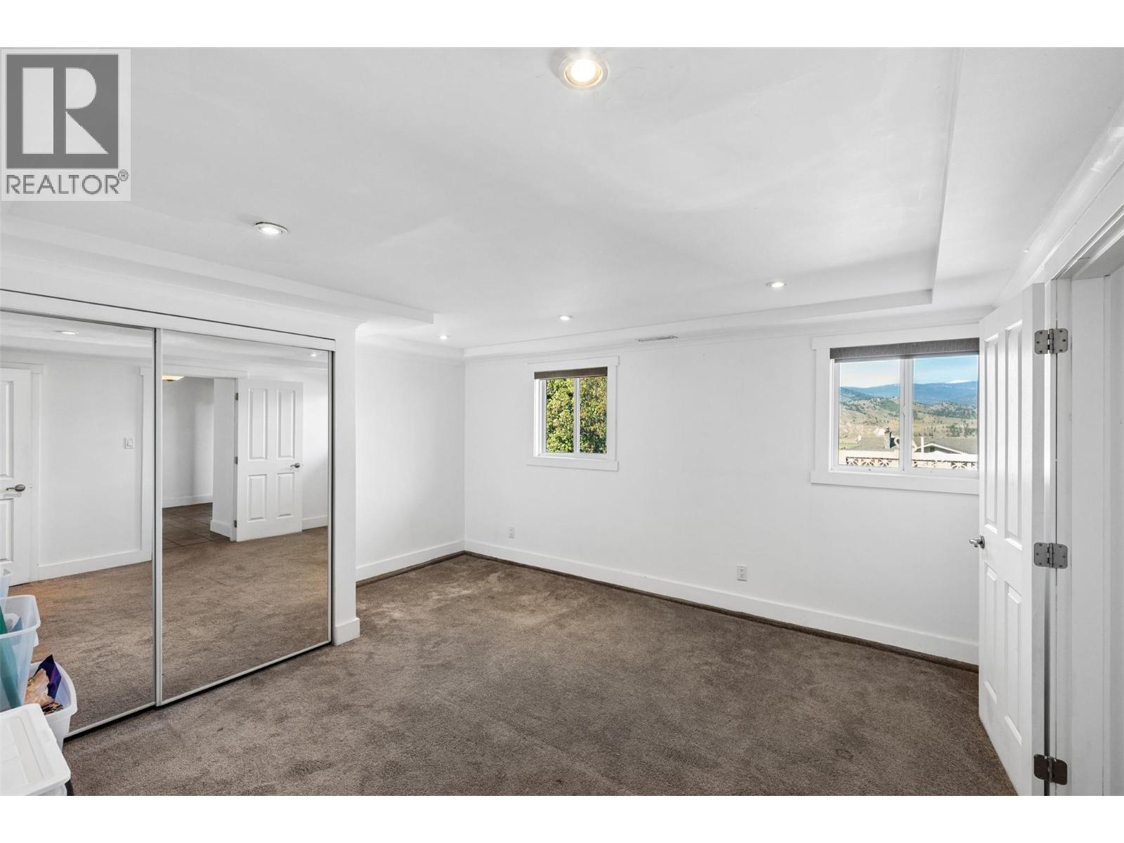 162 DARTMOUTH Place, Penticton